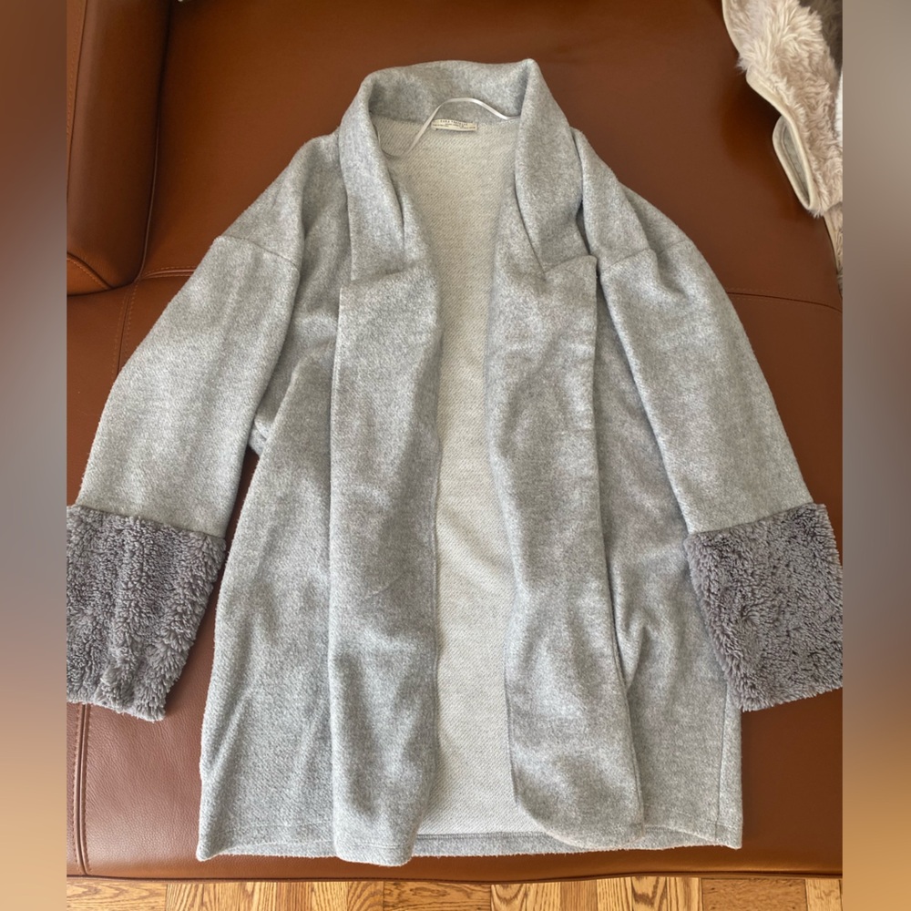 Zara Faux Fur Sleeves super soft coat